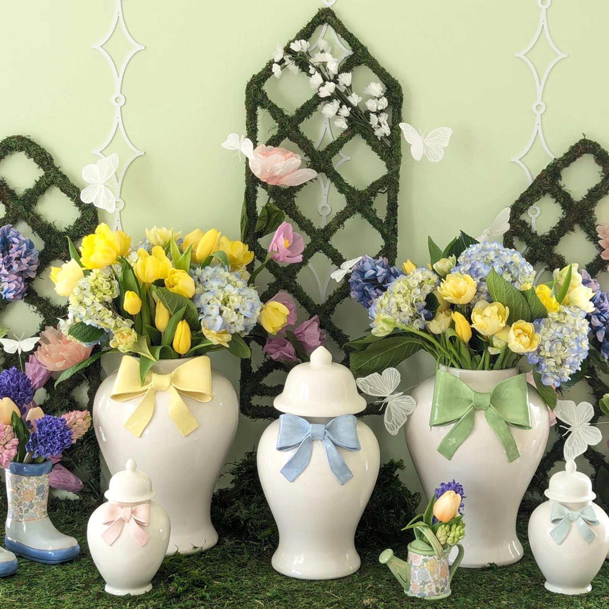 Sculpted Bow Ginger Jars