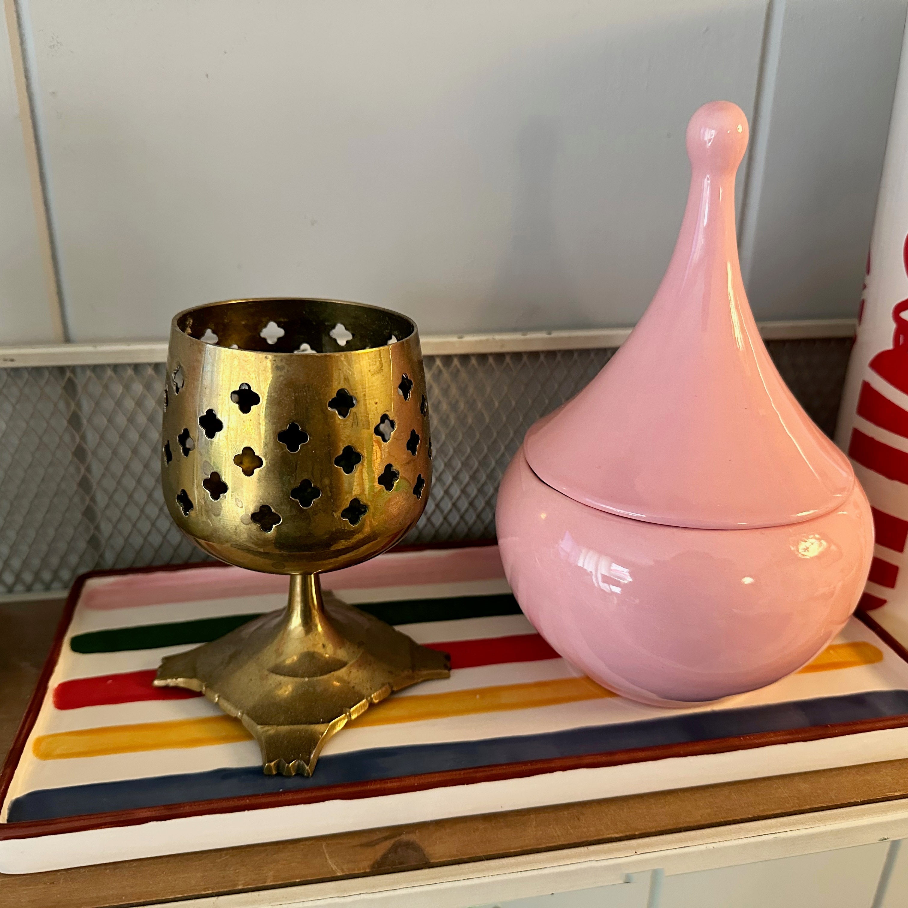 Teardrop Jars in Malibu Pink