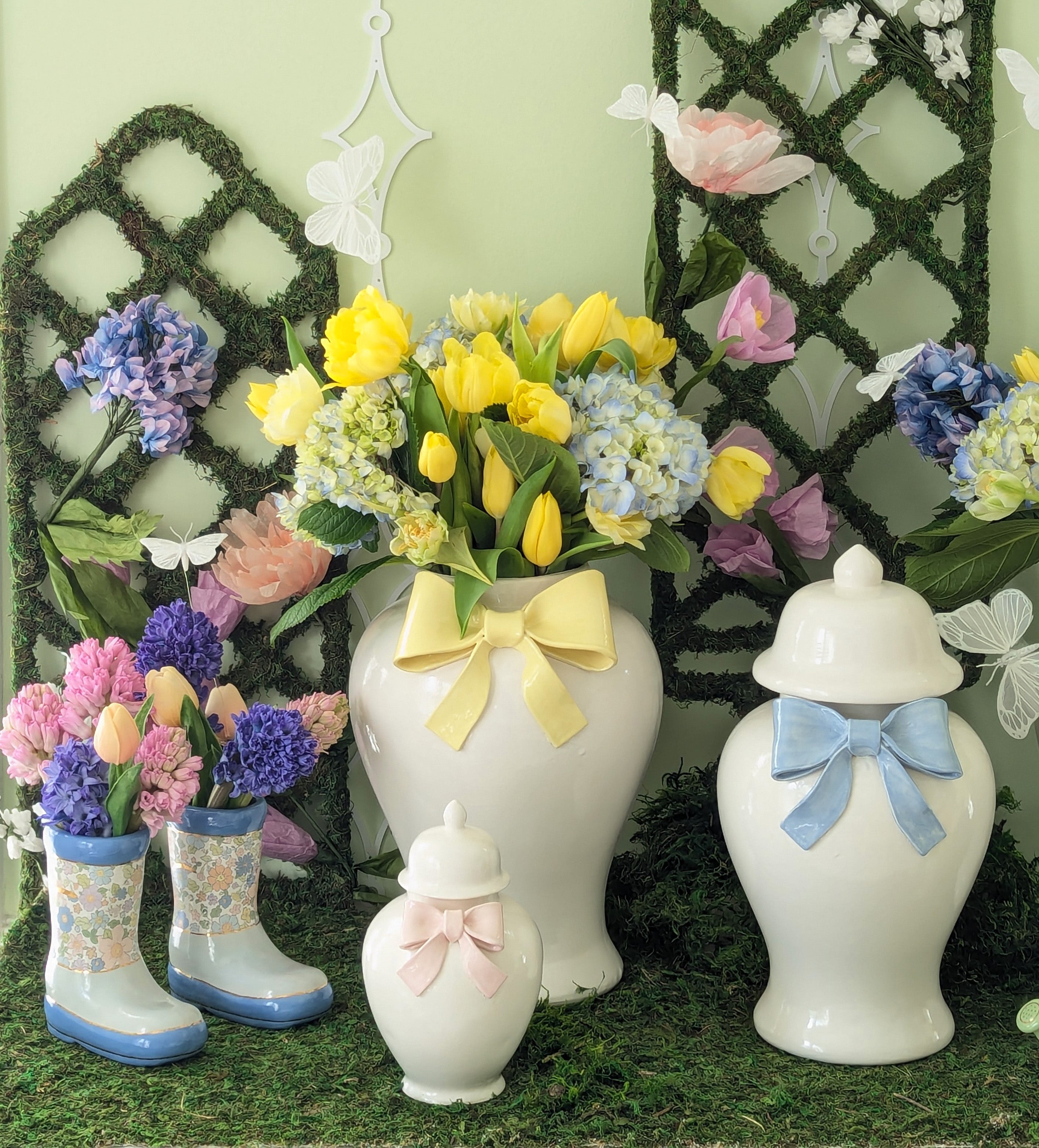Ginger Jars with Sculpted Ceramic Bow in Moss Green