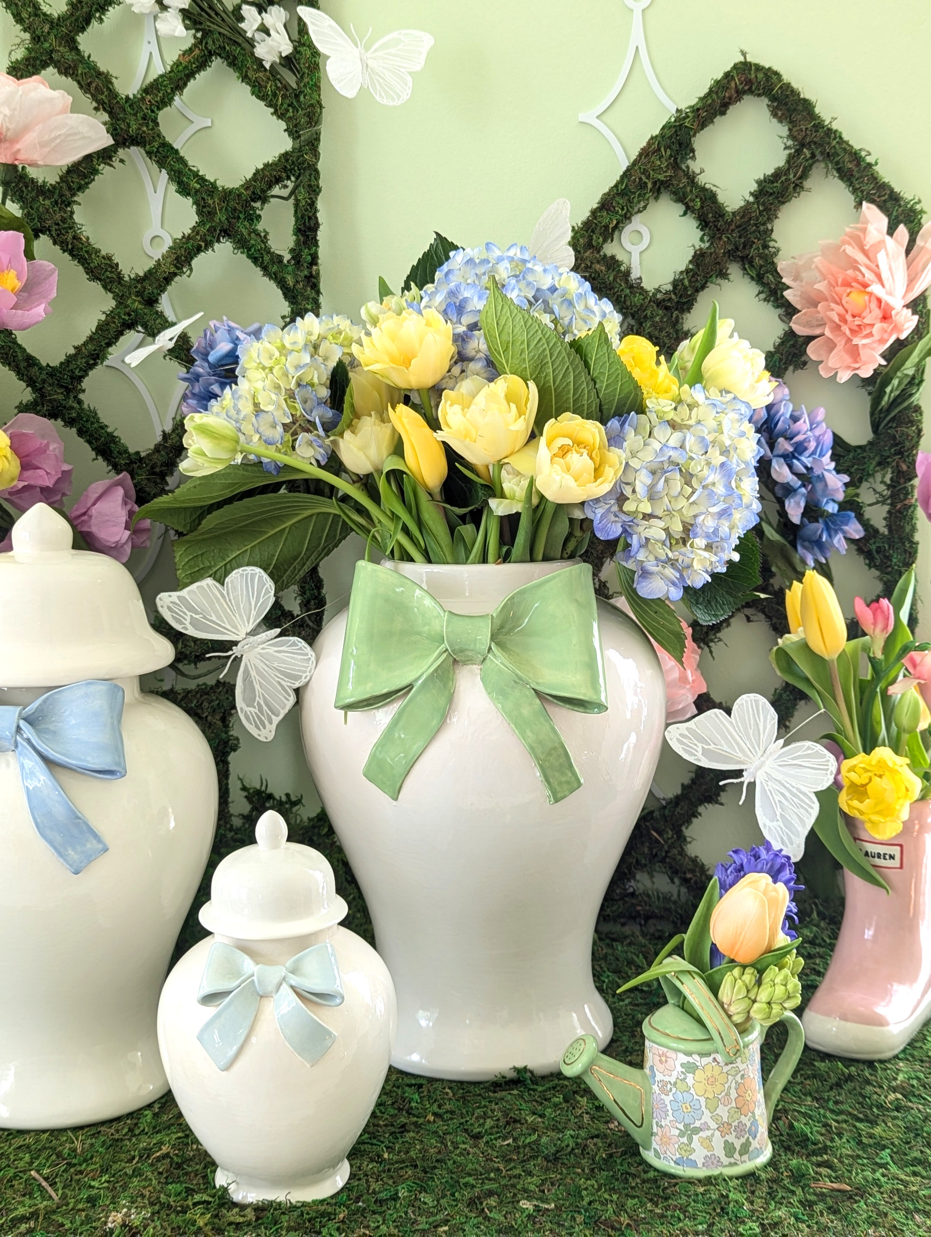 Ginger Jars with Sculpted Ceramic Bow in Chocolate