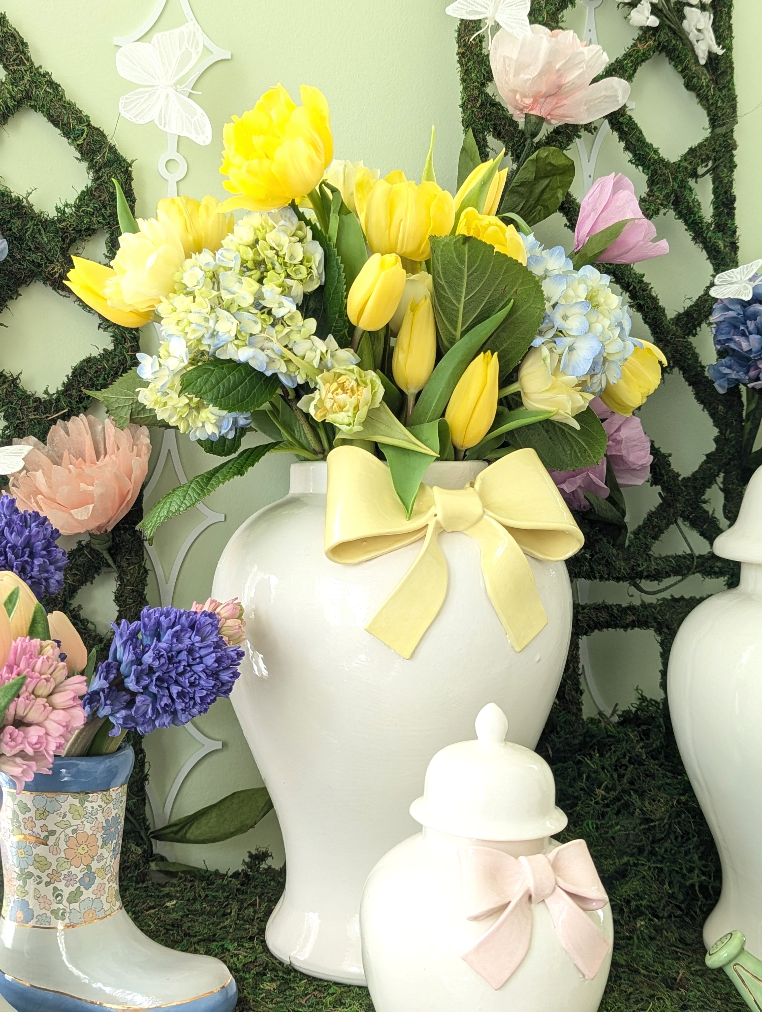 Ginger Jars with Sculpted Ceramic Bow in Lemon Sorbet